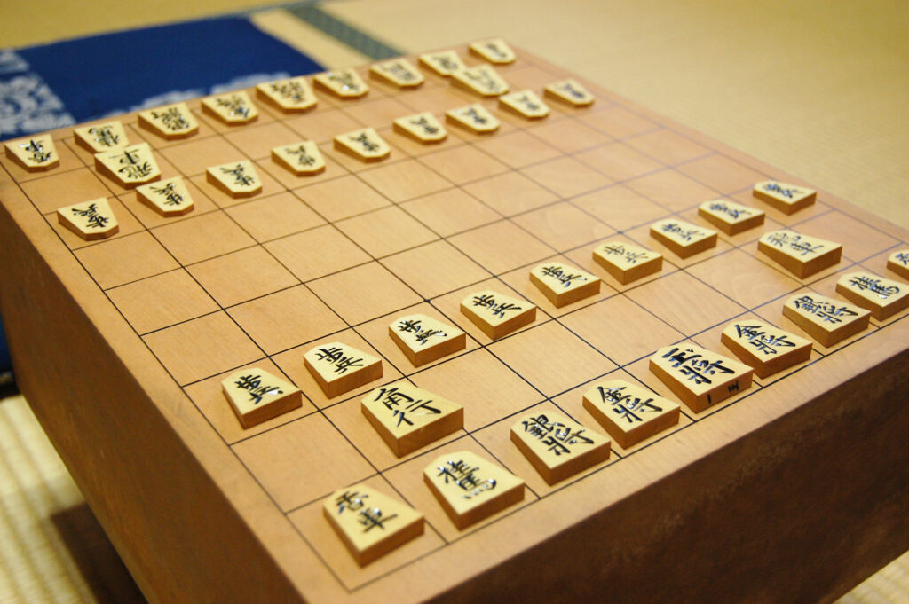 Shogi Rook Tile Major Opening Strategies in Swinging Rook Games – Shogi Gallery
